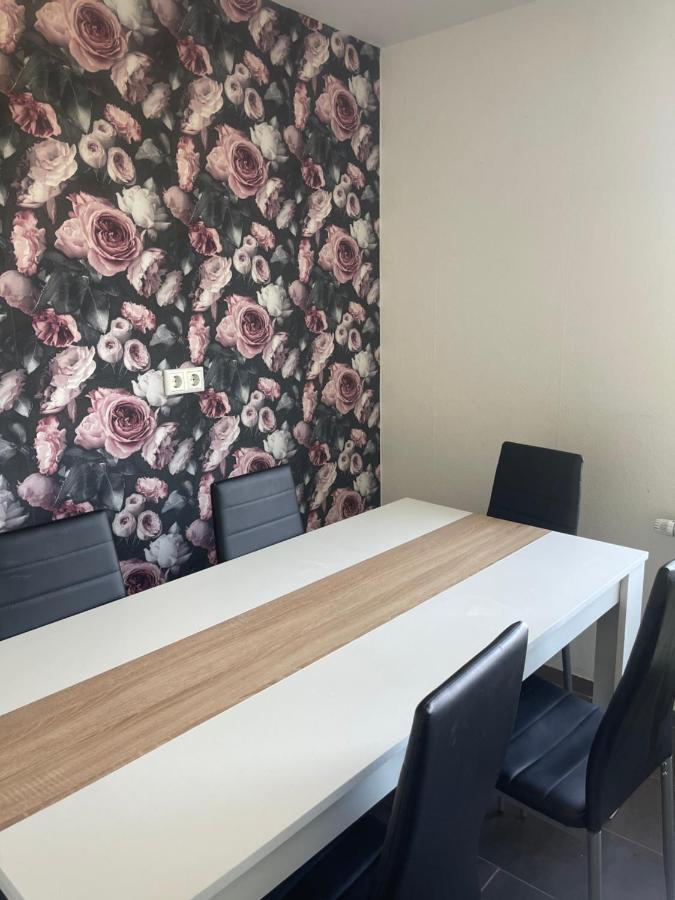 Apartment Gross 4 Zimmer 에센 외부 사진